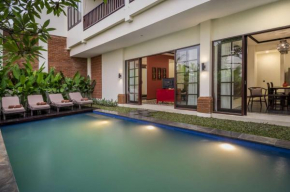 5 Star Villa in Bali, Minutes from the Beach, Bali Villa 2075